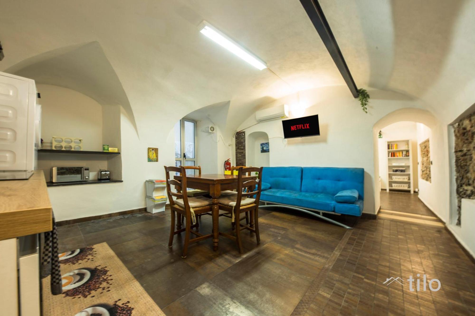 Ferry 1m Family, Free Wifi & Netflix Ac, By Tilo * Genua
